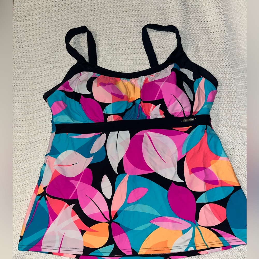 Zero X Posur Tankini Top